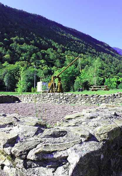 File:Martigny, ville romaine et moderne, époque romaine.jpg