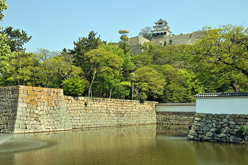 File:Marugame Castle 002.JPG