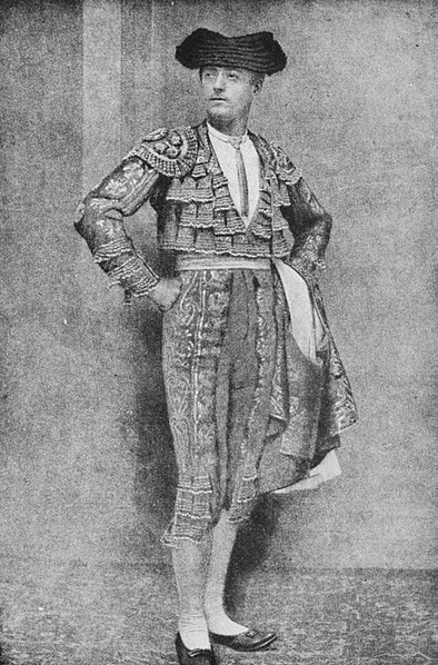 Early 20th-century photograph of a matador, showing traditional outfit in 1935.
