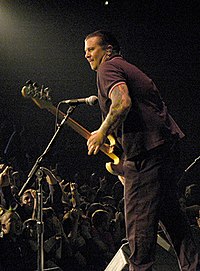 Freeman performing in 2007 Mattlive (cropped).jpg