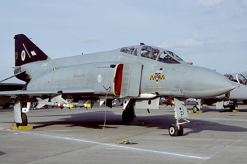 File:McDonnell Douglas F-4J Phantom F3, UK - Air Force AN1445792.jpg