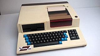 <span class="mw-page-title-main">Portal (computer)</span> 1980 portable microcomputer