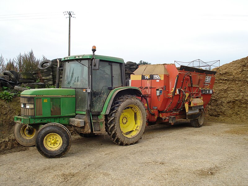 File:Mixer-wagon.JPG