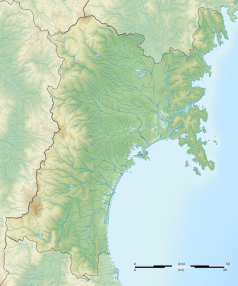 Mapa konturowa Miyagi, w centrum znajduje się punkt z opisem „Sendai”