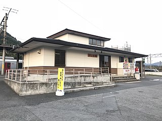Naka-Yamaga Station Railway station in Kitsuki, Ōita Prefecture, Japan