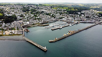 How to get to Newlyn with public transport- About the place