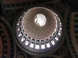 La cupola vista dall'interno della chiesa