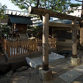 厳嶋神社（抜弁天）