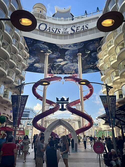 Oasis of the Seas Boardwalk