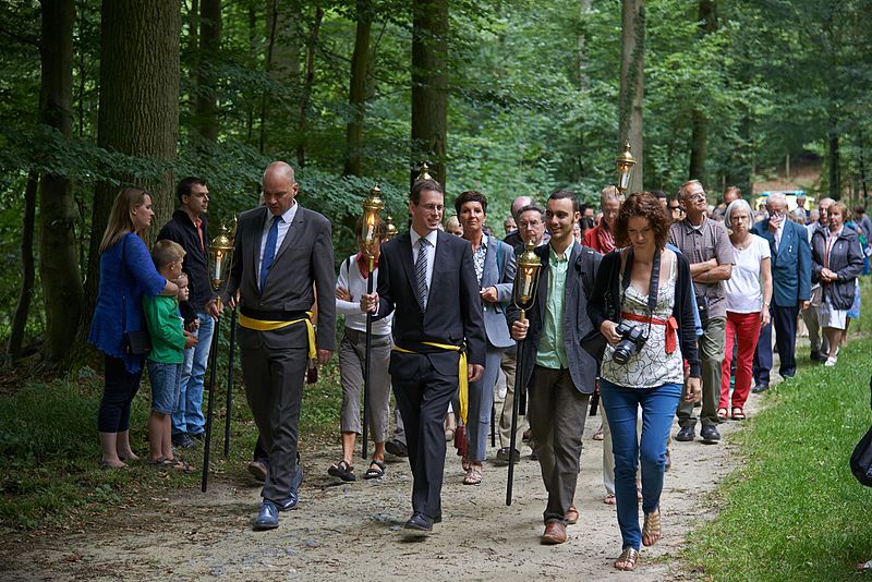 File:Oud-Heverlee processie 20130815 H.jpg