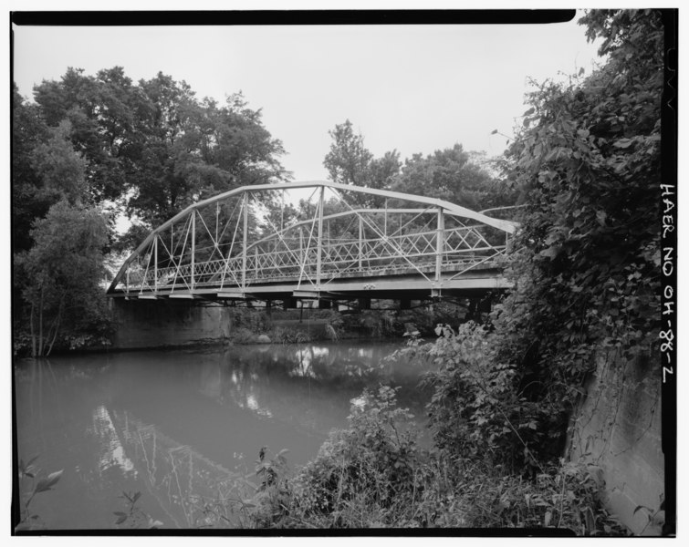 File:PERSPECTIVE VIEW LOOKING SOUTHWEST FROM NORTHEAST END OF BRIDGE - Mallaham Bridge, County Route M-6 spanning Riley Creek, Pandora, Putnam County, OH HAER OHIO,69-PAND.V,1-2.tif