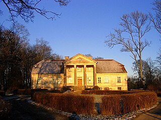 <span class="mw-page-title-main">Padure Manor</span> Manor house in Latvia