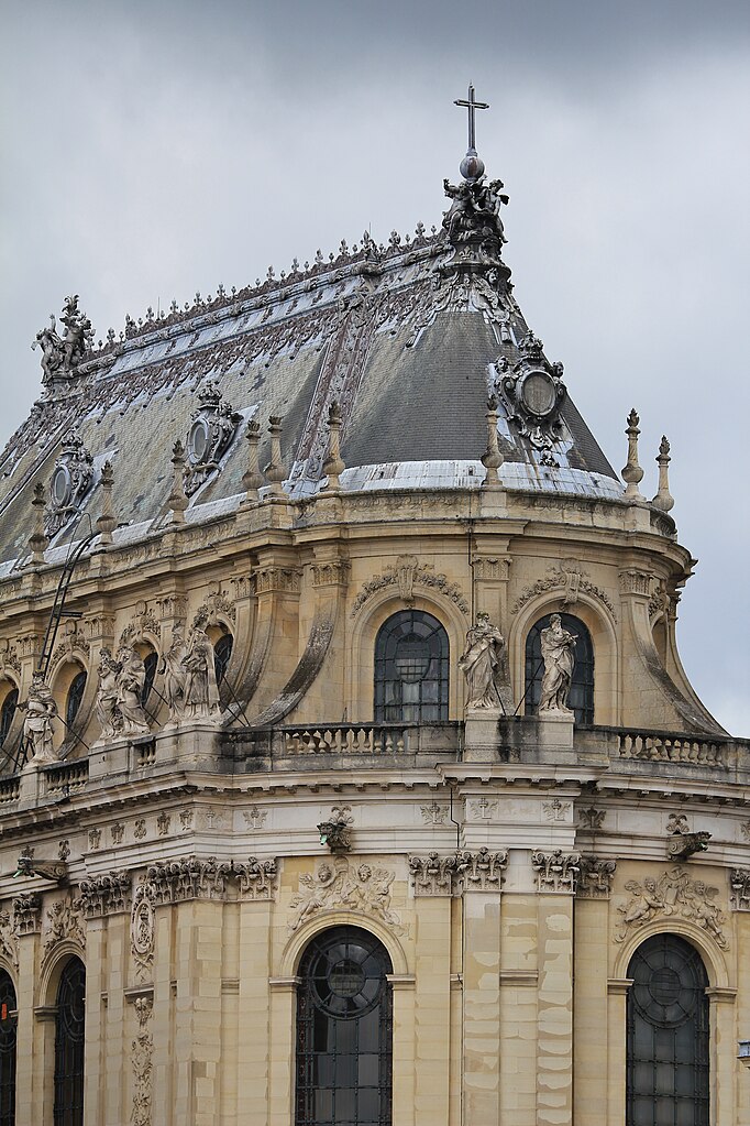 Top 10 Outstanding Facts about Chapels of Versailles