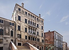 Palazzo Giustinian Loredan (Venice).jpg