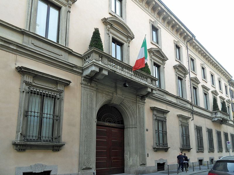 File:Palazzo Orsini MI.jpg