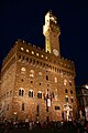 Palazzo Vecchio (de nuit).JPG