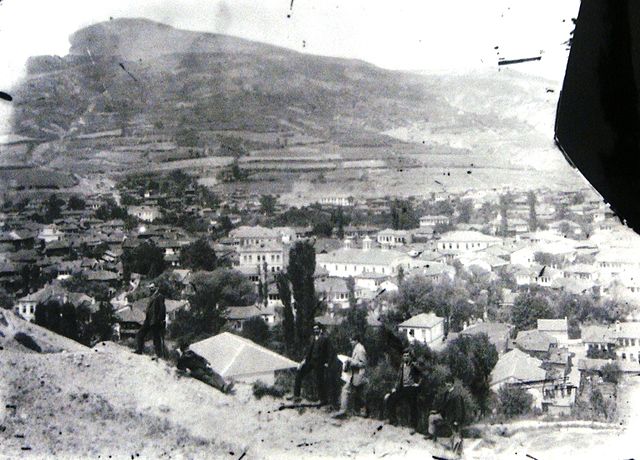 Panorama of the city of Florina, 1898–1912. Photo taken by Manakis brothers (broken glass plate)