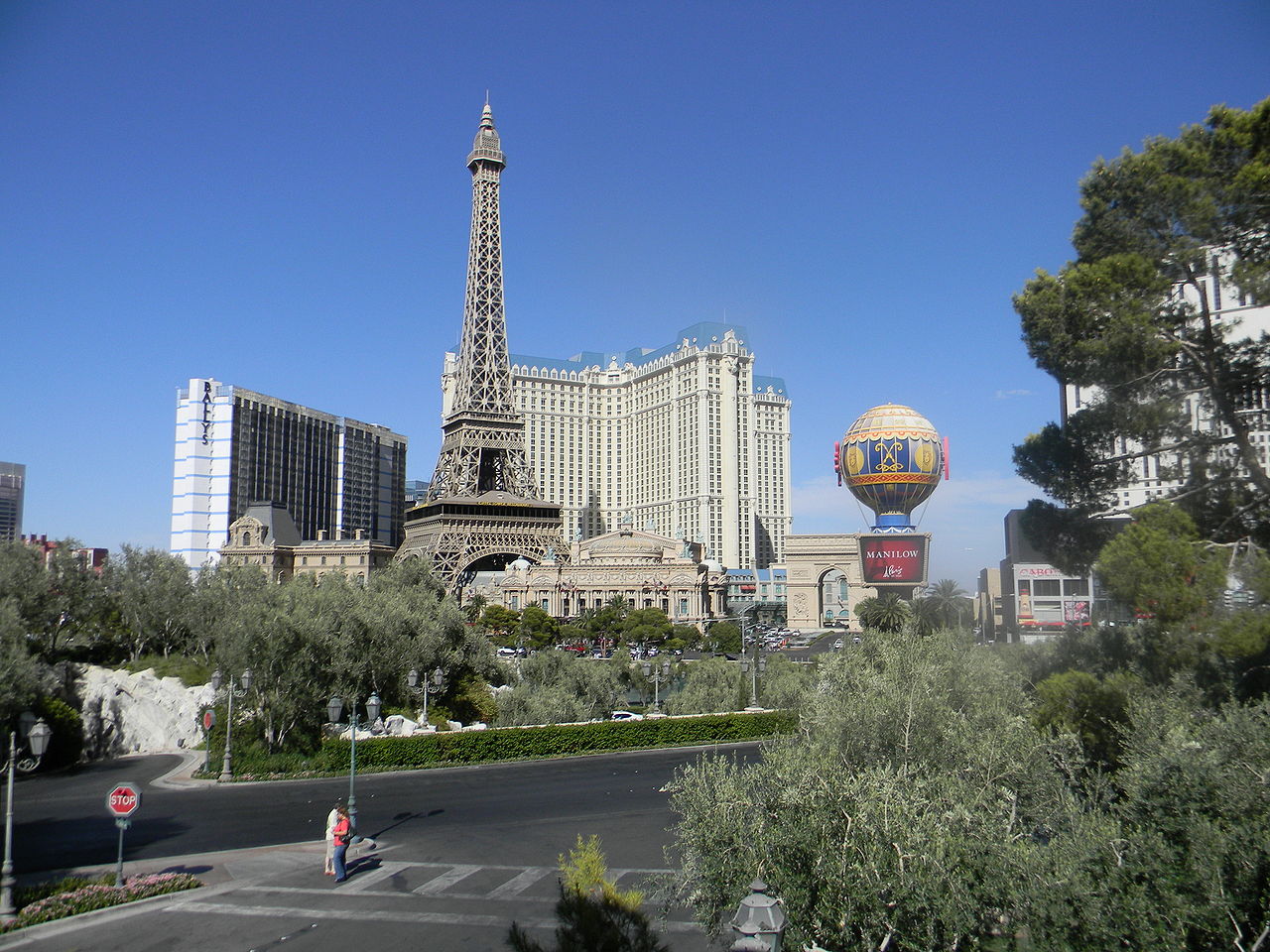 Paris streets in the hotel - Picture of Paris Las Vegas Hotel