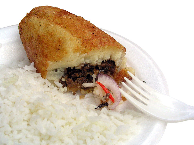 File:Peru PapasRellenas2.jpg