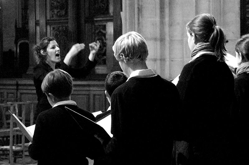 File:Petits Chanteurs de Passy at Saint Germain l'Auxerrois. 18.11.2012 (08).jpg