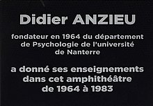 Plaque Didier Anzieu.JPG