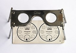 A pocket stereoscope