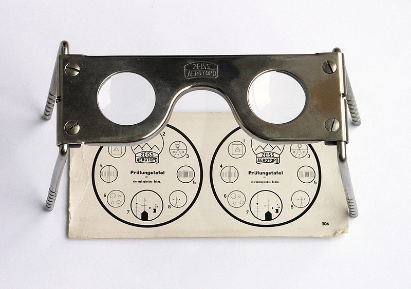 File:Pocket stereoscope.jpg