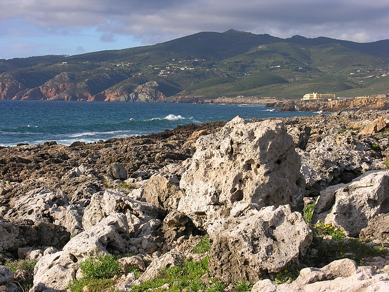 Melhor época para viajar para Portugal para curtir o mar 