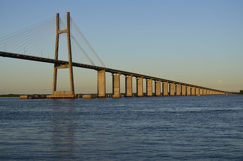 File:Puente Rosario victoria y Luna.JPG