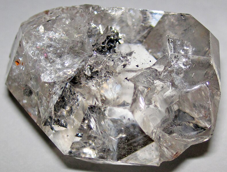 Herkimer diamond - Wikipedia