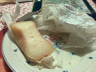 <span class="mw-page-title-main">Queijo de Azeitão</span> Portuguese cheese