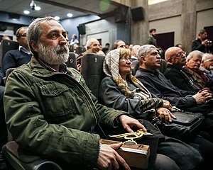 روبرت صافاریان: زندگی‌نامه, آثار تألیفی و ترجمه, جستارهای وابسته