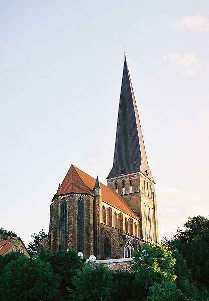 File:Rostock Petrikirche.jpeg