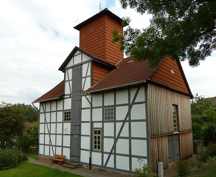 File:Saline Suelbeck oberer Bohrturm.jpg