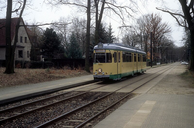 File:Schöneiche SRS GT6 46 Puschkinstraße 744077.jpg