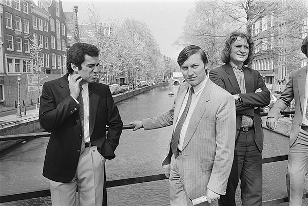Karpov, with Kasparov (left) and Dutch Grandmaster Jan Timman (right) in Amsterdam, 1987
