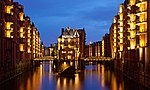 Thumbnail for File:Speicherstadt abends.jpg