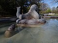St. Margarethenpark, Basel. Loreley Brunnen, 1955. Von Peter Moilliet (1921–2016) Bildhauer