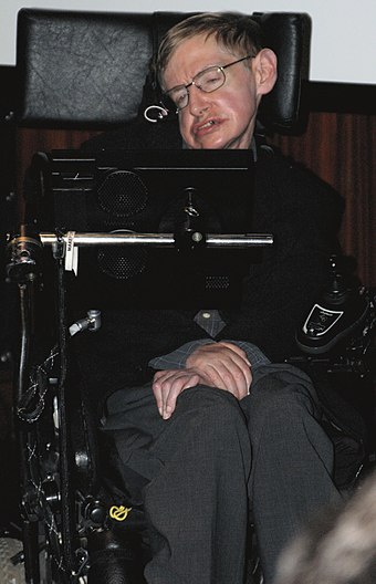 2006年，坐在轮椅上的霍金。