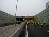Stockholm Tunnel Run 2014, motionslopp över 10 km i Norra länken-tunnlarna innan öppning och invigning. 42 400 löpare deltog i loppet. Utomhus vid vändningen vid Frescatimotet efter 5 km.