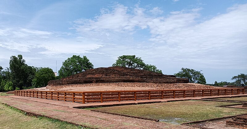 File:Stupa at Kapilavastu, India.jpg