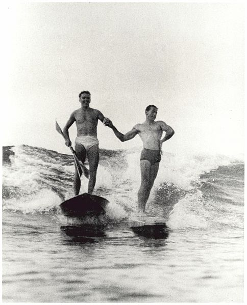 File:Synchronised surfing,Manly beach, New South Wales, 1938-46 (6519242455).jpg