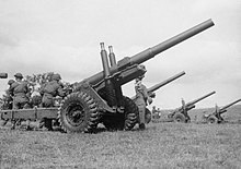 5.5-inch guns of 240th Battery, 51st Medium Regiment, Royal Artillery, at Ellesmere Port in Cheshire, 7 July 1941 (IWM H11489) The British Army in the United Kingdom 1939-45 H11489.jpg