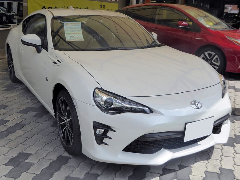 File:Toyota 86 GT (DBA-ZN6) front.jpg