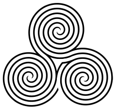 File:Triple-Spiral-labyrinth.svg