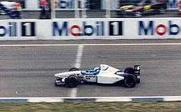 Tyrrell 024 Mika Salo 1996 Marele Premiu al Germaniei.jpg