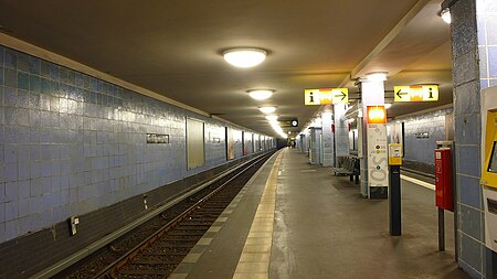 U Bahnhof Weinmeisterstraße