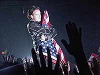 U2 performing in Hamilton on Elevation Tour Oct 13 2001 (4).jpg