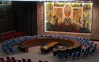The meeting room exhibits the United Nations Security Council mural by Per Krohg (1952). UN security council 2005.jpg