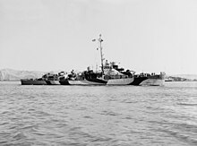 USS Halloran (DE-305) off the Mare Island Naval Shipyard on 7 June 1944 (NH 83890).jpg